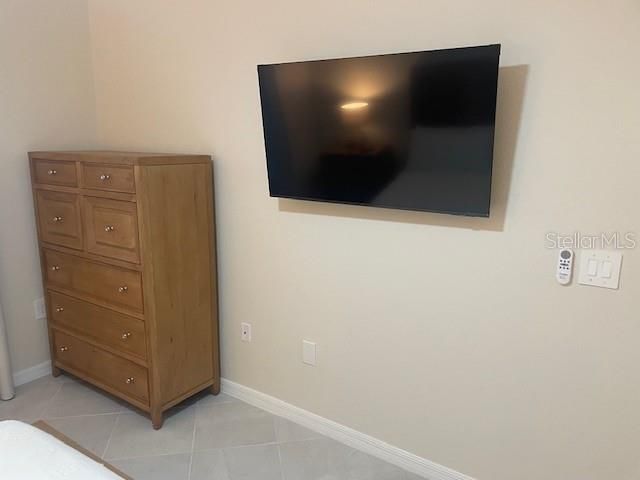 For Rent: $6,000 (2 beds, 2 baths, 1366 Square Feet)