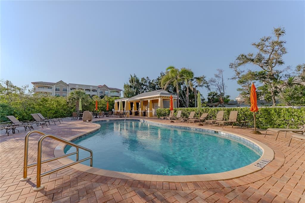 For Sale: $835,000 (3 beds, 3 baths, 1935 Square Feet)