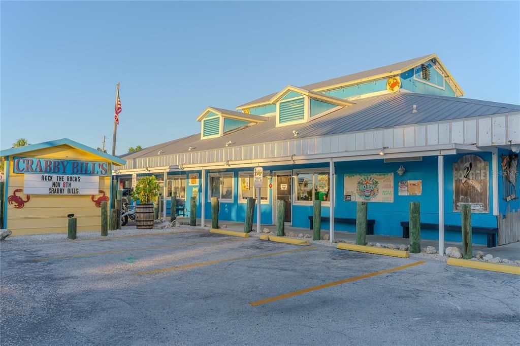 For Sale: $835,000 (3 beds, 3 baths, 1935 Square Feet)