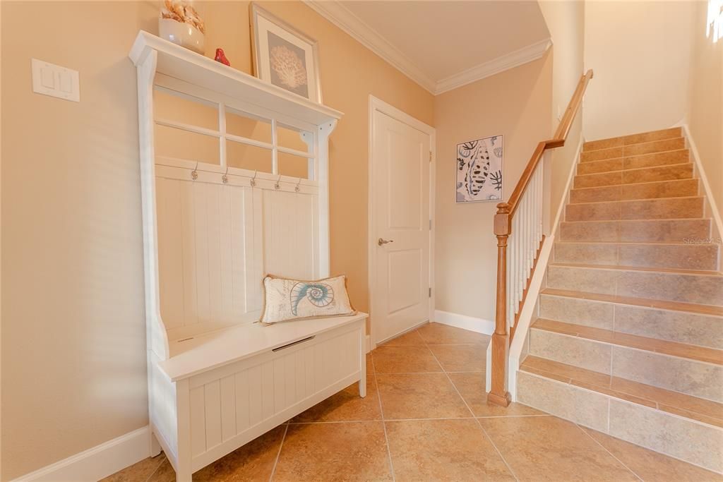 For Sale: $835,000 (3 beds, 3 baths, 1935 Square Feet)