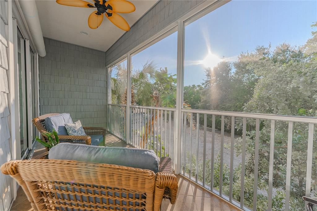 For Sale: $835,000 (3 beds, 3 baths, 1935 Square Feet)