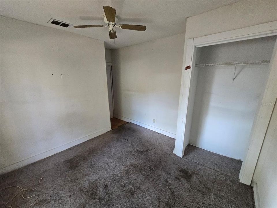 待售: $150,800 (3 贝兹, 1 浴室, 946 平方英尺)