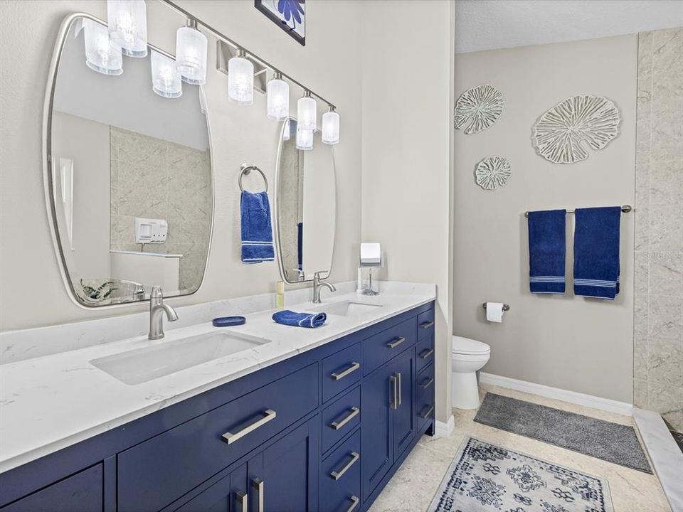 Под контрактом: $460,000 (3 спален, 2 ванн, 1514 Квадратных фут)