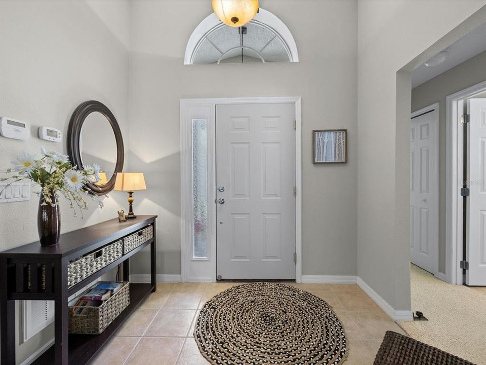 Под контрактом: $460,000 (3 спален, 2 ванн, 1514 Квадратных фут)