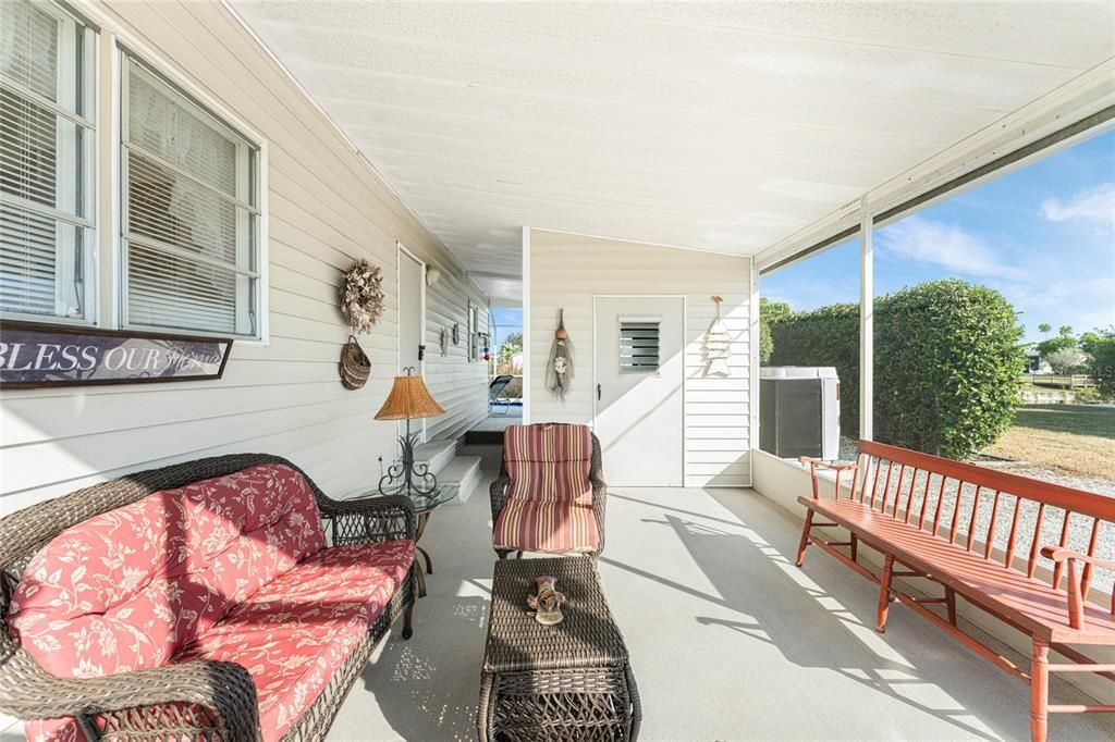 На продажу: $139,900 (2 спален, 2 ванн, 860 Квадратных фут)