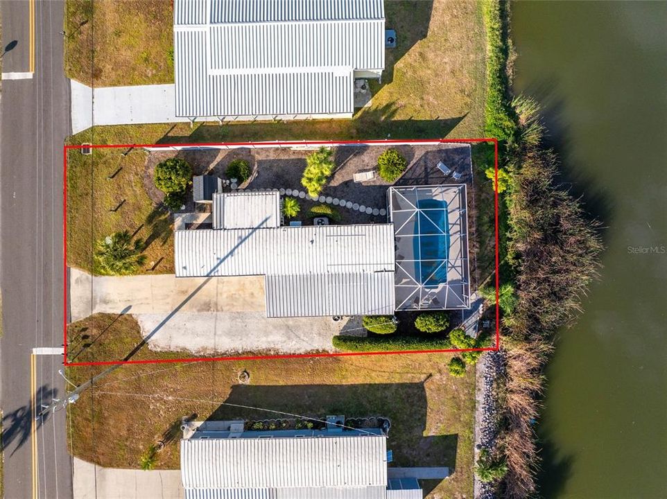 На продажу: $139,900 (2 спален, 2 ванн, 860 Квадратных фут)