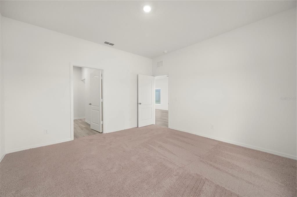 На продажу: $350,900 (3 спален, 2 ванн, 1459 Квадратных фут)