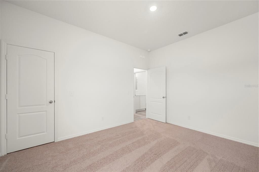 На продажу: $350,900 (3 спален, 2 ванн, 1459 Квадратных фут)