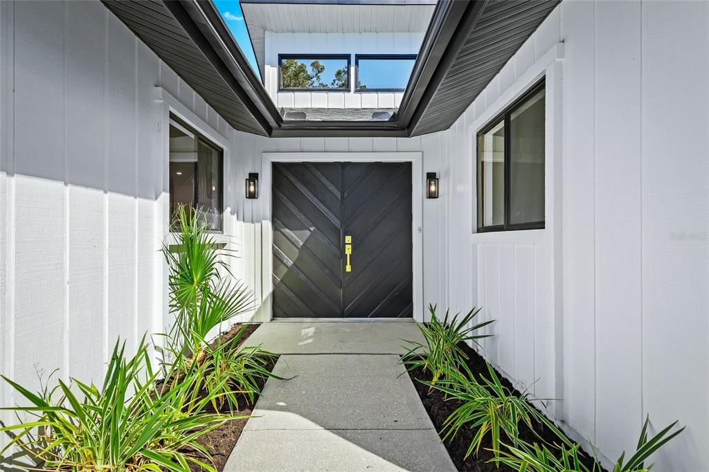 待售: $899,000 (4 贝兹, 3 浴室, 2228 平方英尺)