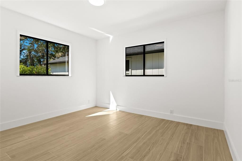 待售: $899,000 (4 贝兹, 3 浴室, 2228 平方英尺)