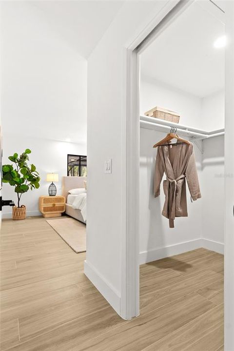 待售: $899,000 (4 贝兹, 3 浴室, 2228 平方英尺)