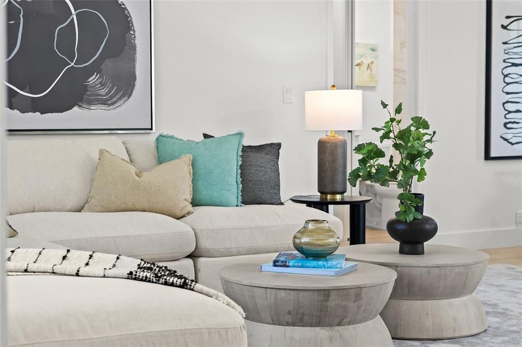 待售: $899,000 (4 贝兹, 3 浴室, 2228 平方英尺)