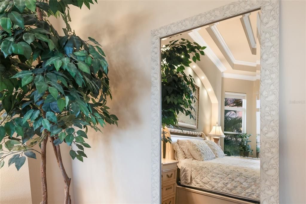 For Sale: $3,299,000 (3 beds, 4 baths, 4176 Square Feet)