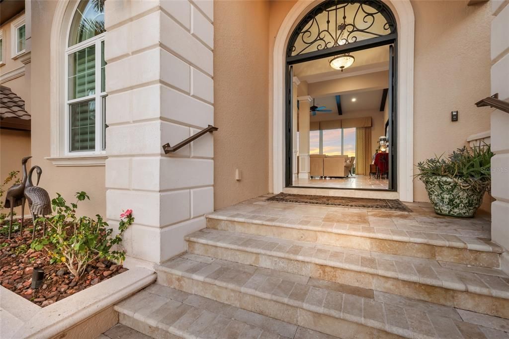 For Sale: $3,299,000 (3 beds, 4 baths, 4176 Square Feet)