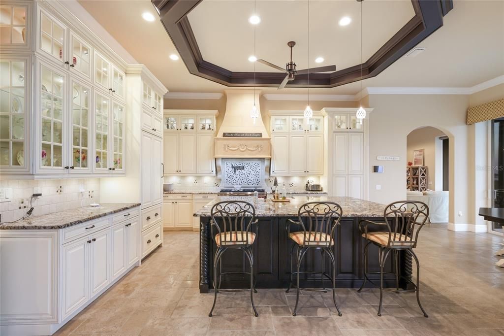 For Sale: $3,299,000 (3 beds, 4 baths, 4176 Square Feet)