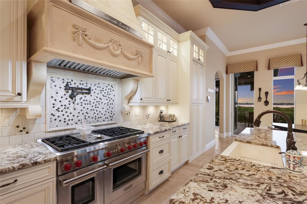 For Sale: $3,299,000 (3 beds, 4 baths, 4176 Square Feet)