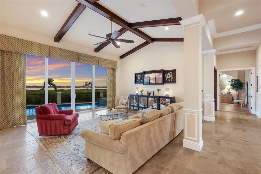 For Sale: $3,299,000 (3 beds, 4 baths, 4176 Square Feet)