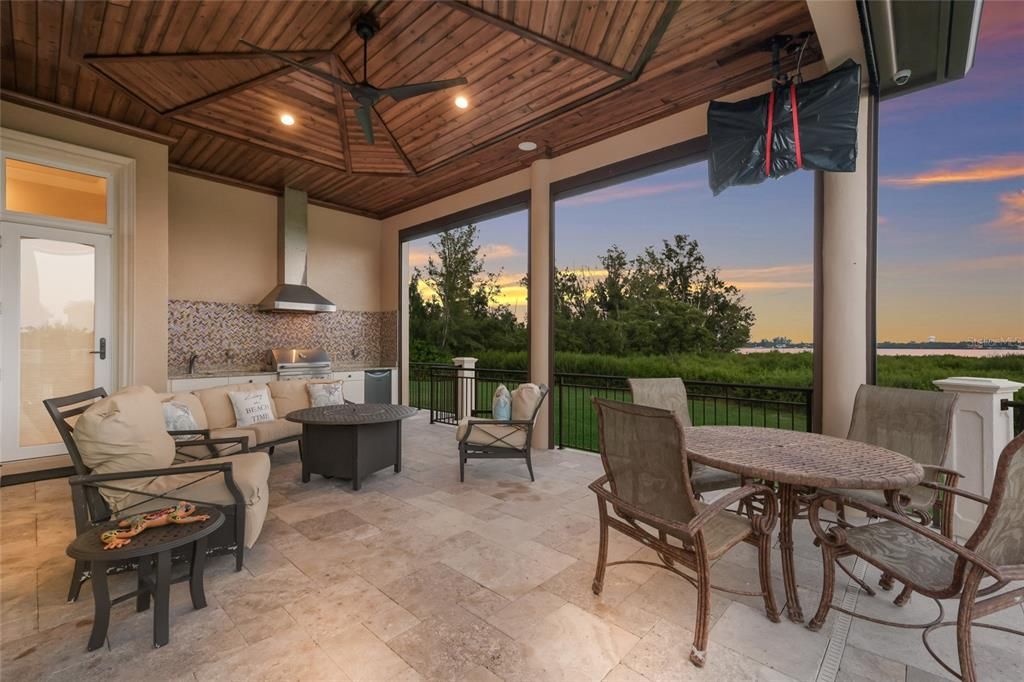 For Sale: $3,299,000 (3 beds, 4 baths, 4176 Square Feet)