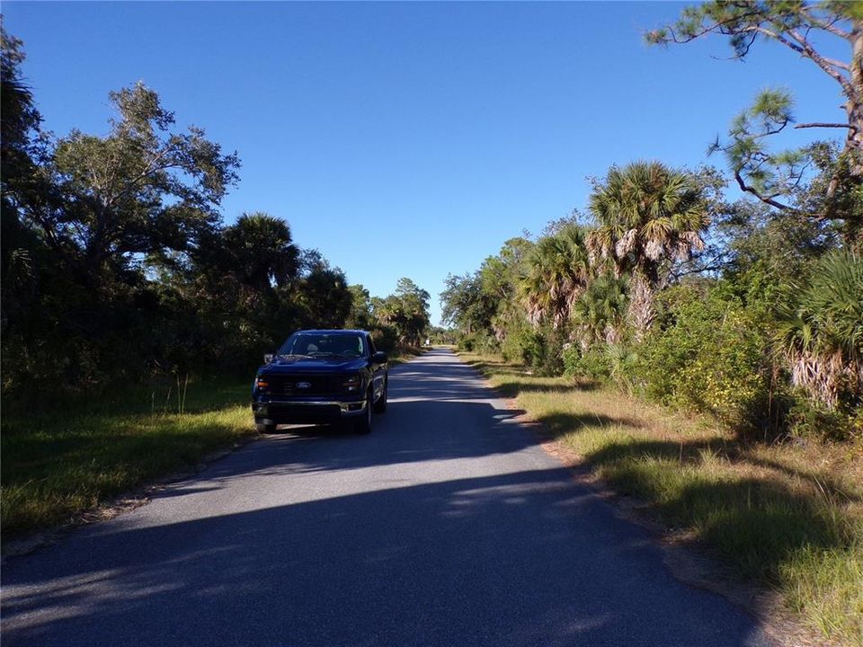 На продажу: $16,990 (0.23 acres)