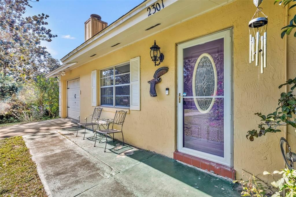 Active With Contract: $259,000 (3 beds, 1 baths, 1050 Square Feet)