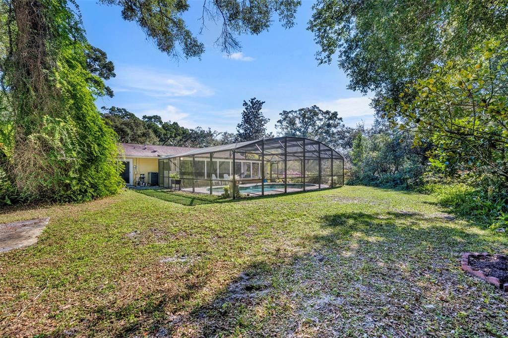 Active With Contract: $259,000 (3 beds, 1 baths, 1050 Square Feet)