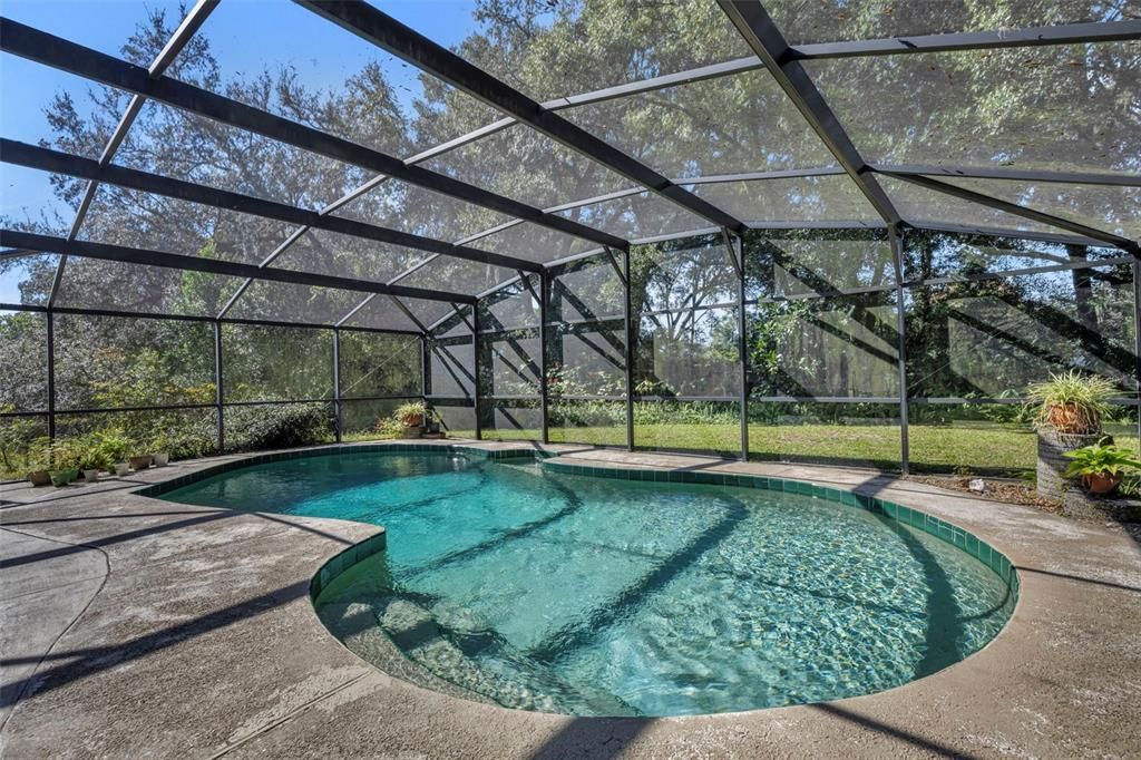 Active With Contract: $259,000 (3 beds, 1 baths, 1050 Square Feet)