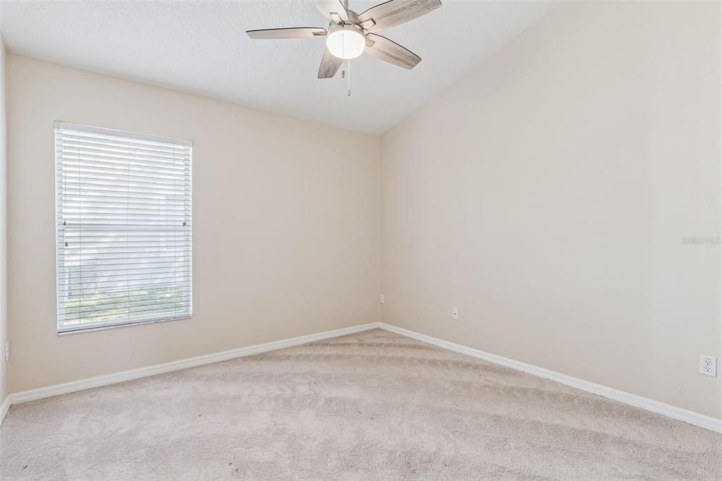 待售: $565,000 (4 贝兹, 2 浴室, 2587 平方英尺)