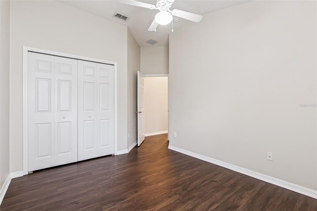 待售: $565,000 (4 贝兹, 2 浴室, 2587 平方英尺)