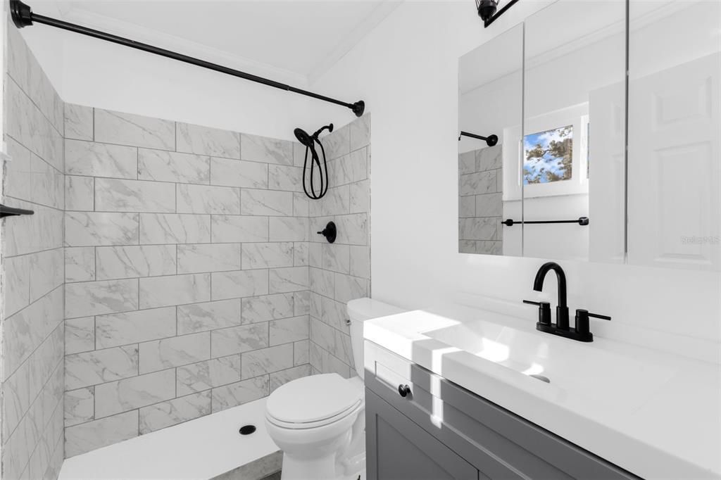 待售: $229,900 (3 贝兹, 2 浴室, 1176 平方英尺)