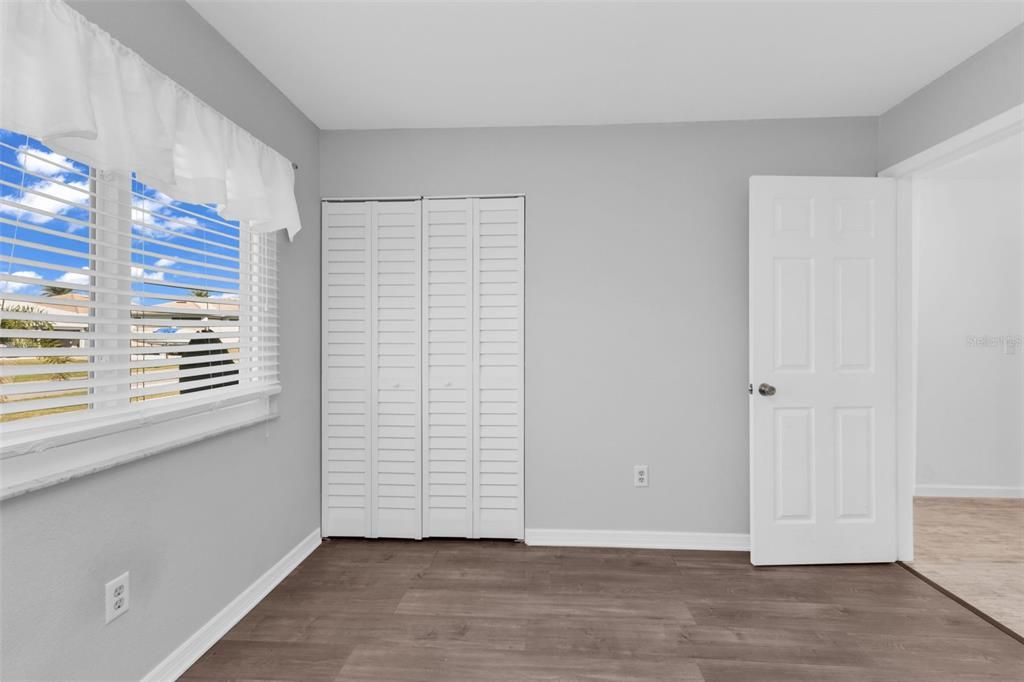 待售: $229,900 (3 贝兹, 2 浴室, 1176 平方英尺)