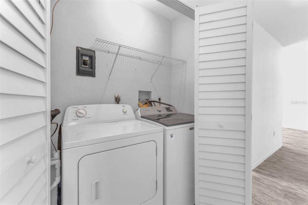 待售: $229,900 (3 贝兹, 2 浴室, 1176 平方英尺)