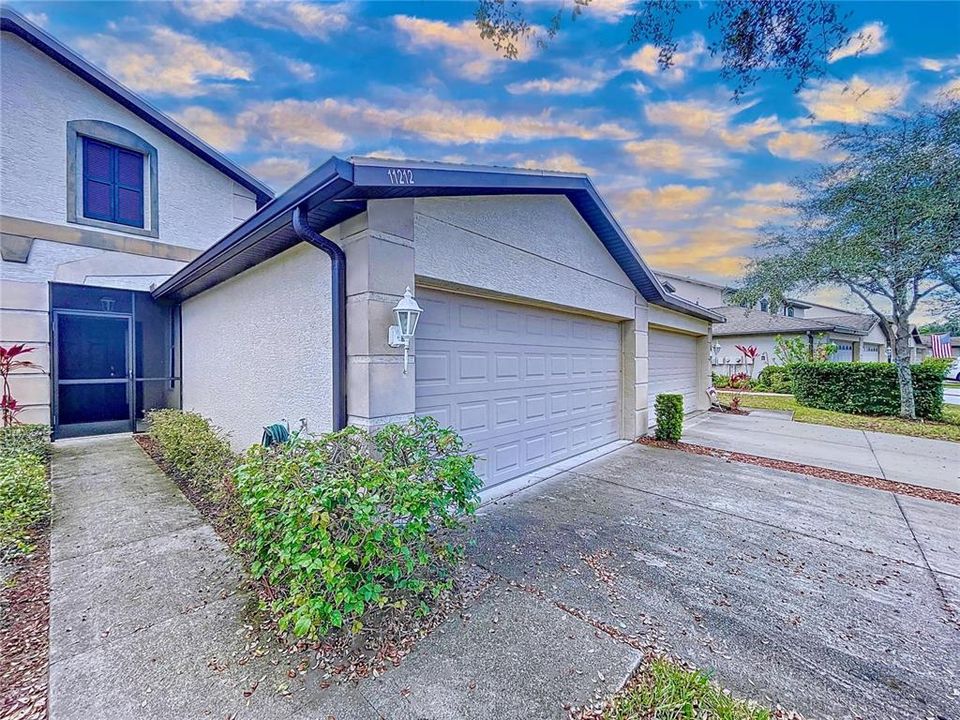 For Sale: $263,000 (2 beds, 2 baths, 1243 Square Feet)