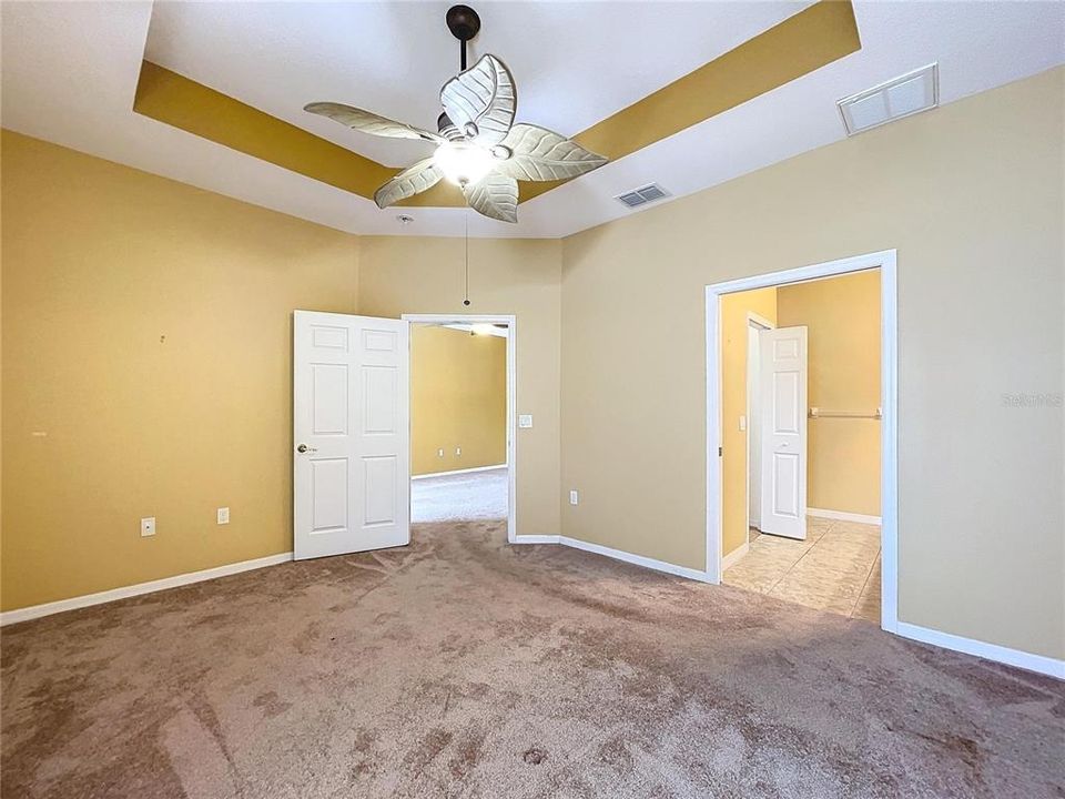 For Sale: $263,000 (2 beds, 2 baths, 1243 Square Feet)