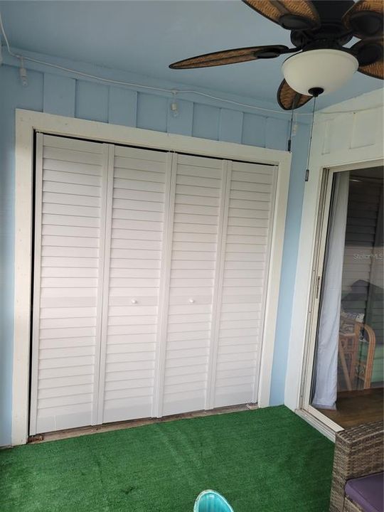 For Sale: $395,000 (2 beds, 2 baths, 946 Square Feet)