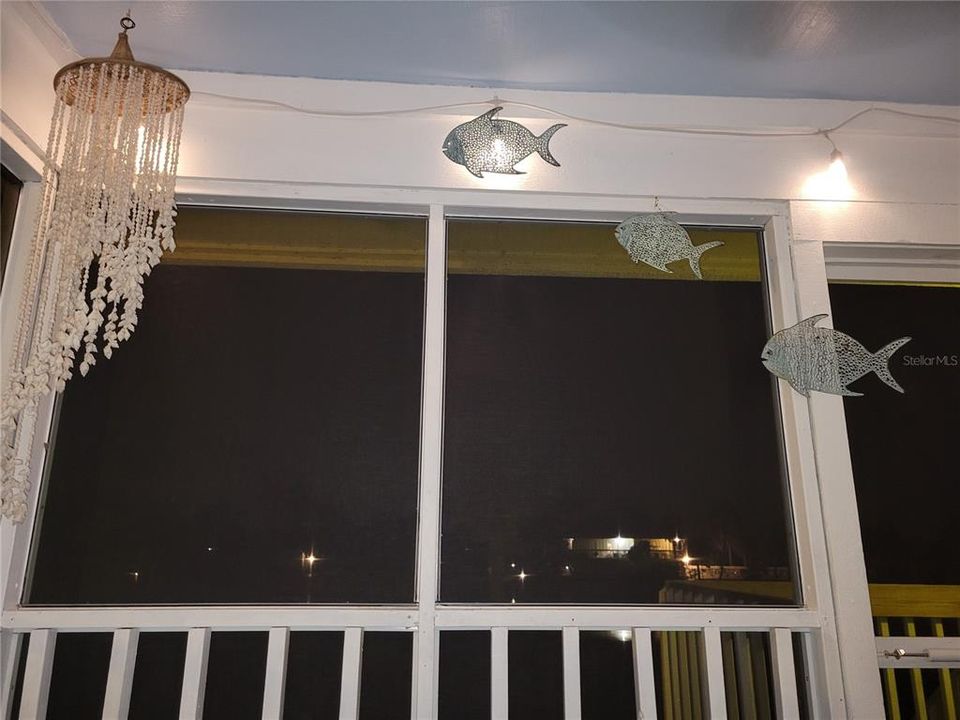 For Sale: $395,000 (2 beds, 2 baths, 946 Square Feet)