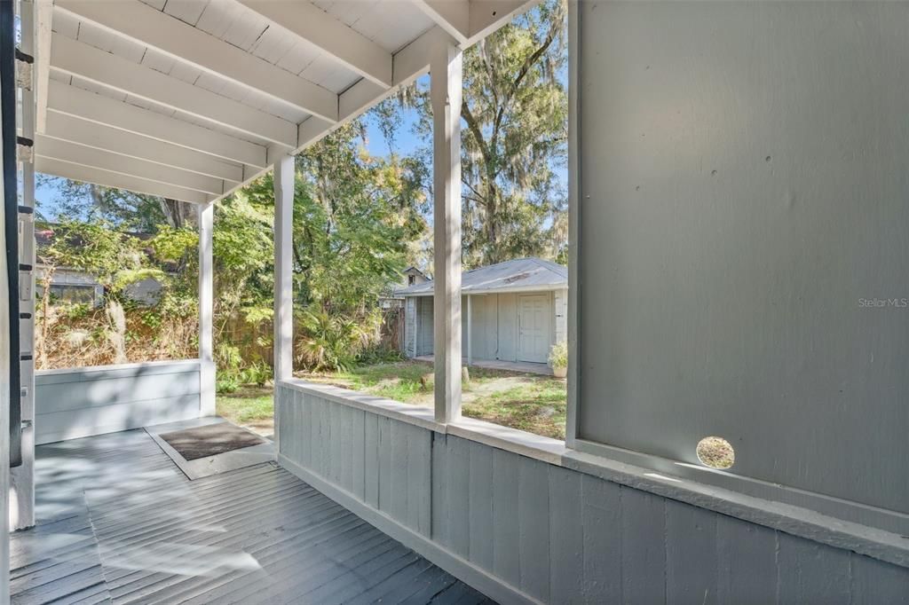 Active With Contract: $375,000 (4 beds, 0 baths, 1984 Square Feet)