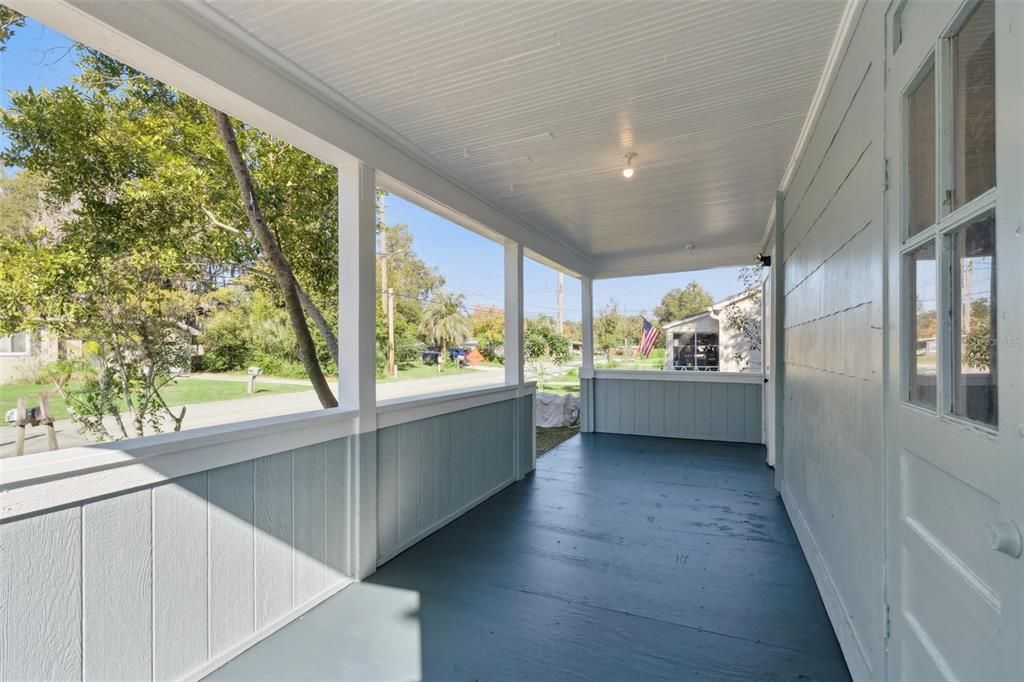 Active With Contract: $375,000 (4 beds, 0 baths, 1984 Square Feet)