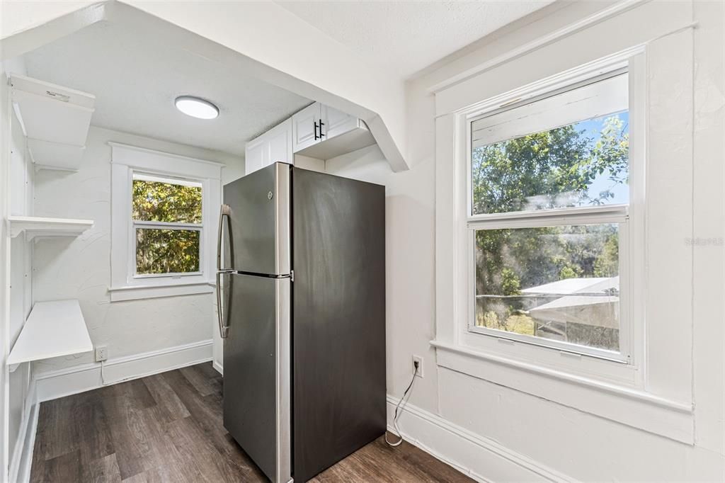 Active With Contract: $375,000 (4 beds, 0 baths, 1984 Square Feet)