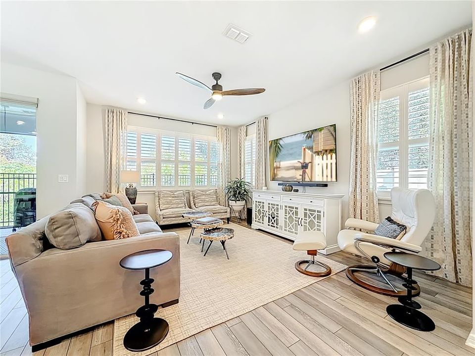 For Sale: $535,000 (3 beds, 2 baths, 2010 Square Feet)