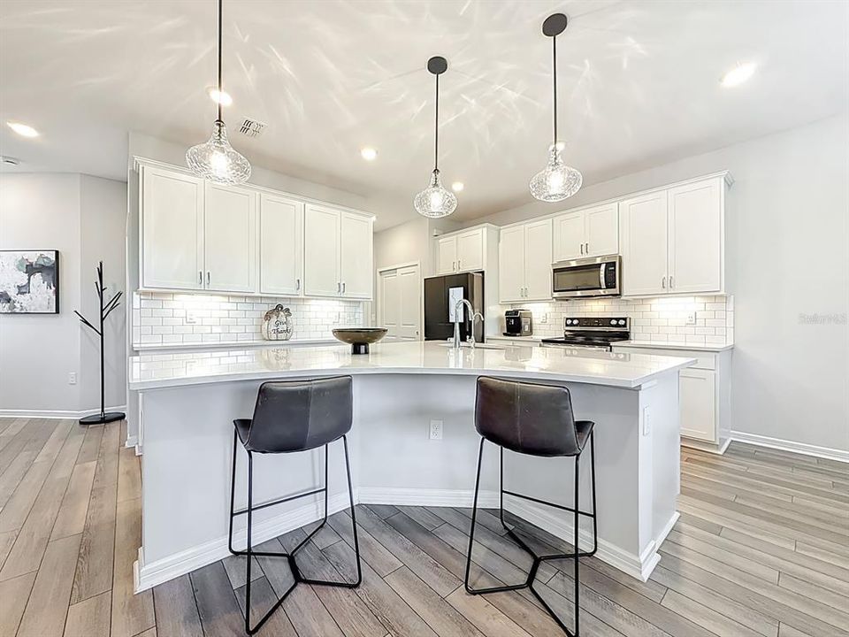 For Sale: $535,000 (3 beds, 2 baths, 2010 Square Feet)