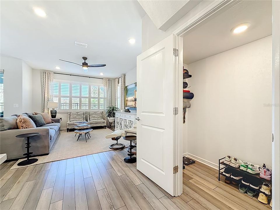 For Sale: $535,000 (3 beds, 2 baths, 2010 Square Feet)