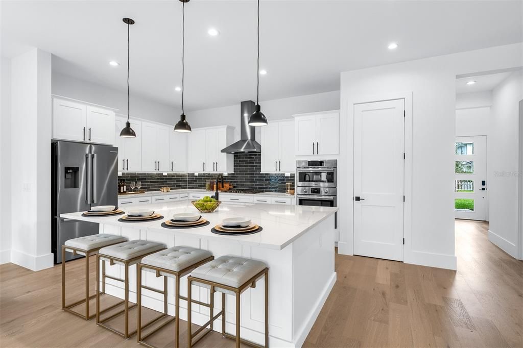 En Venta: $1,249,900 (4 camas, 3 baños, 2984 Pies cuadrados)