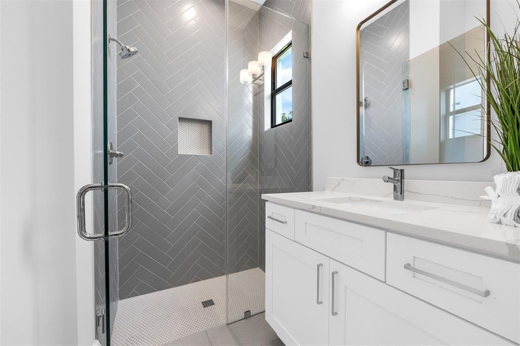 En Venta: $1,249,900 (4 camas, 3 baños, 2984 Pies cuadrados)