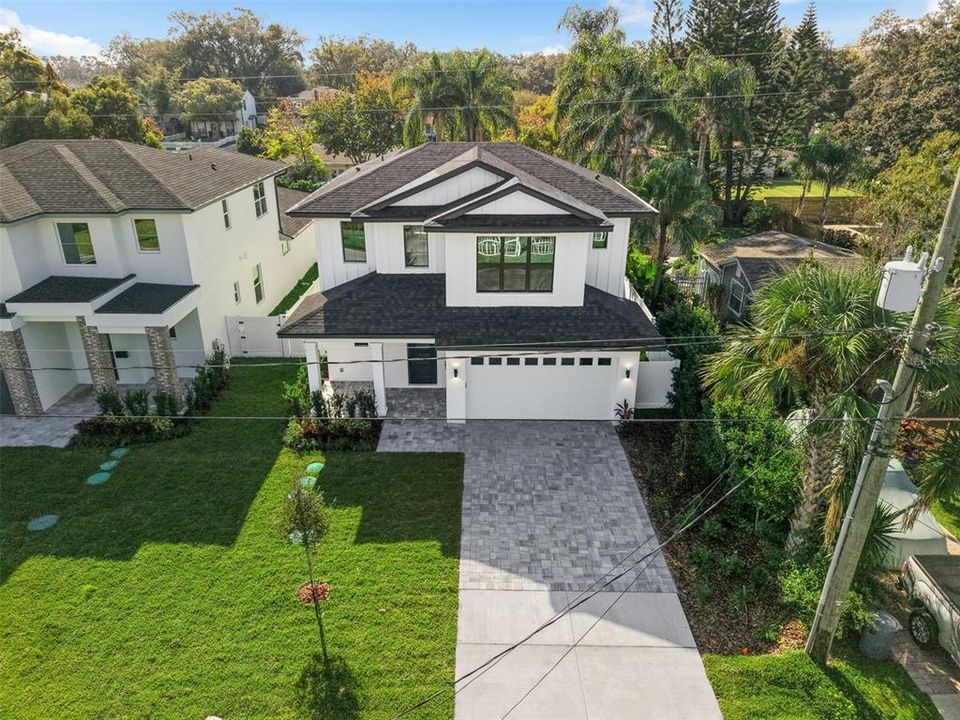 En Venta: $1,249,900 (4 camas, 3 baños, 2984 Pies cuadrados)