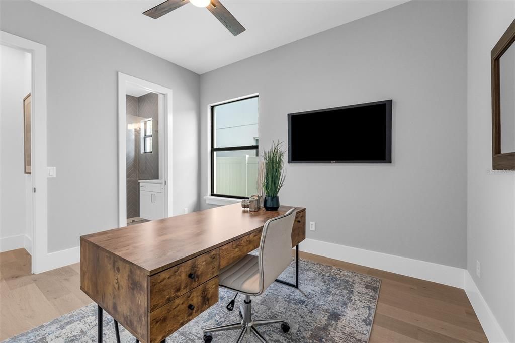 En Venta: $1,249,900 (4 camas, 3 baños, 2984 Pies cuadrados)