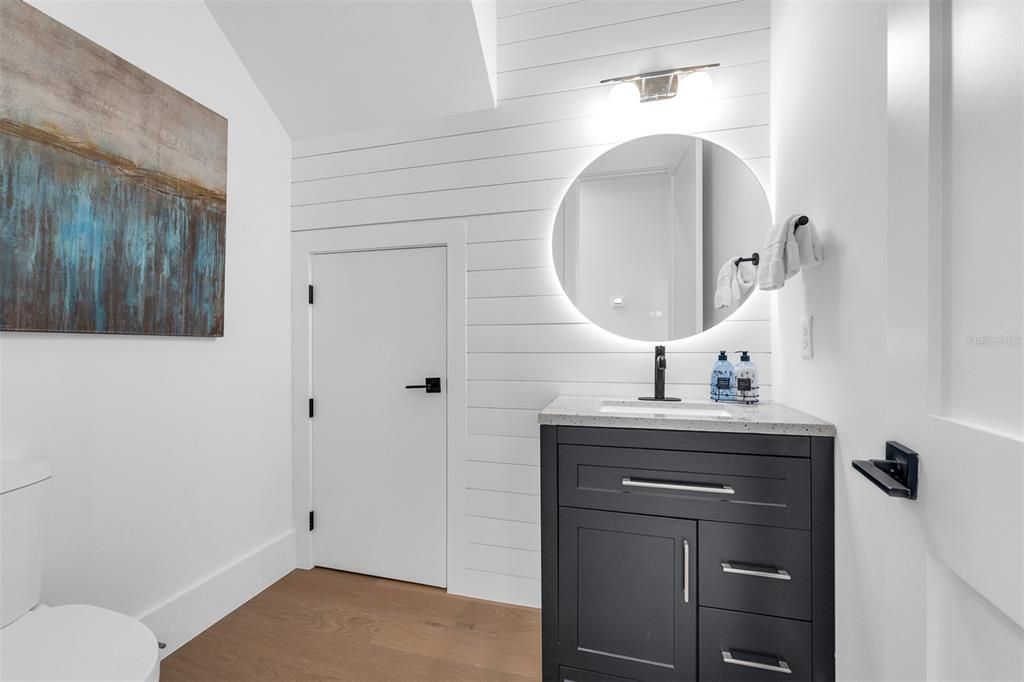 En Venta: $1,249,900 (4 camas, 3 baños, 2984 Pies cuadrados)