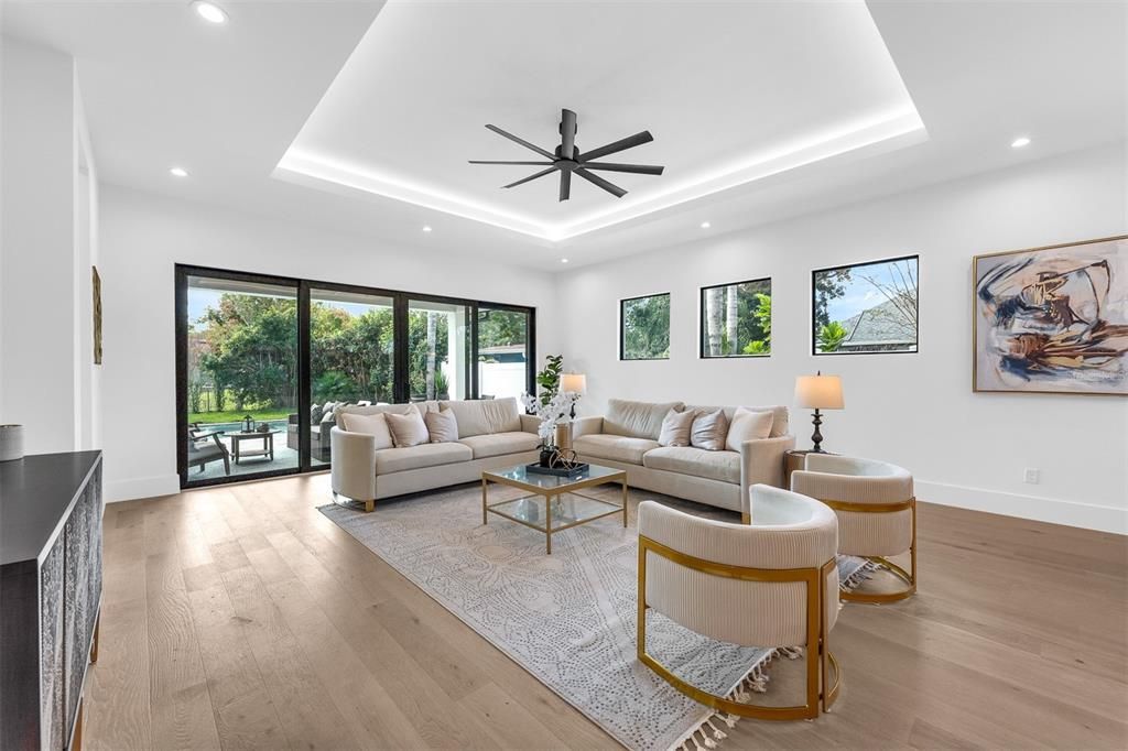 En Venta: $1,249,900 (4 camas, 3 baños, 2984 Pies cuadrados)