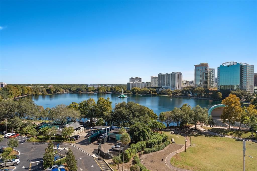 For Sale: $395,000 (1 beds, 1 baths, 1051 Square Feet)