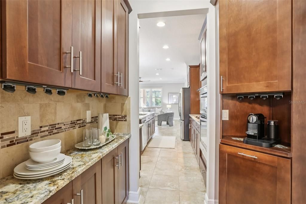 待售: $1,525,000 (5 贝兹, 5 浴室, 5300 平方英尺)