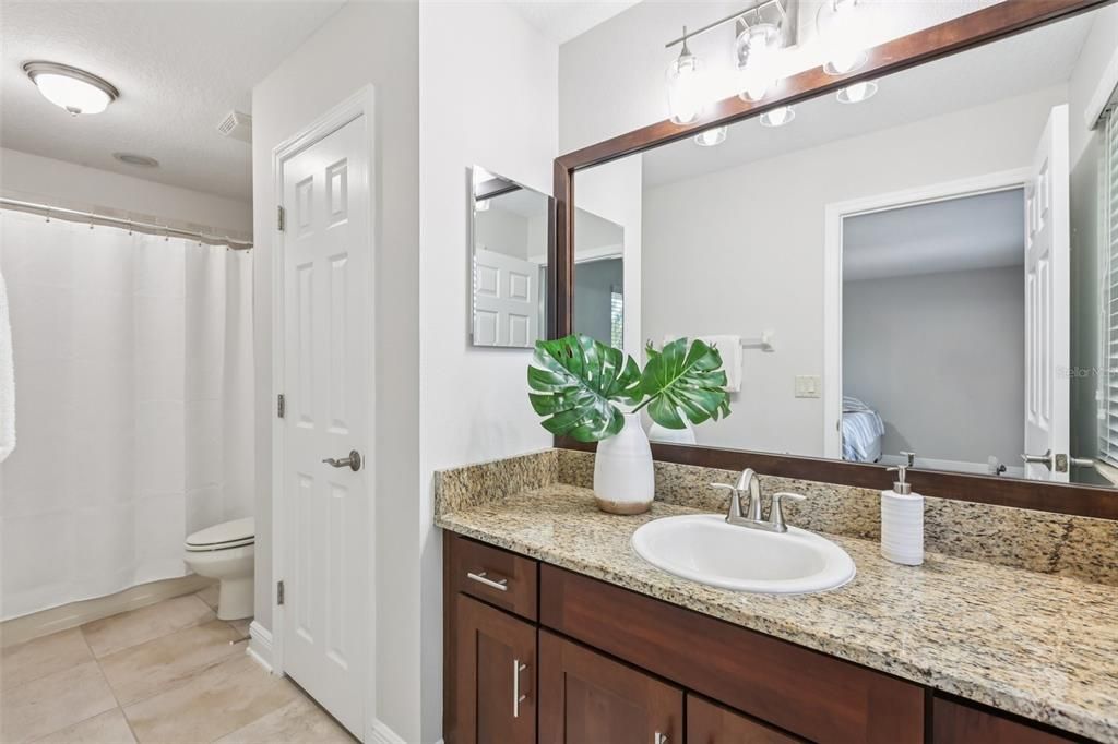 待售: $1,525,000 (5 贝兹, 5 浴室, 5300 平方英尺)